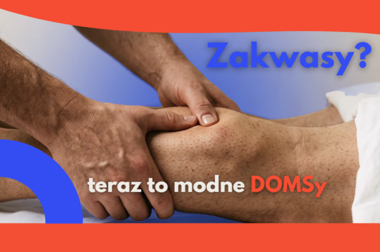 Masażysta wykonuje masaż sportowy na ból po treningowy